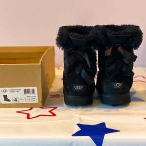 Bailey Bow ll Water Resistant Genuine Shearling Boot